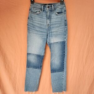 Hollister Ultra High-rise Mom Jean